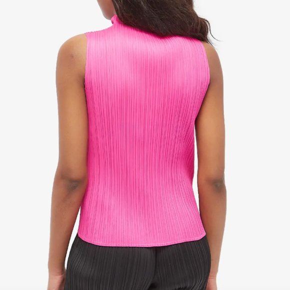 PLEATS PLEASE ISSEY MIYAKE PLEATS BASICS SLEEVELESS TOP - Picture 2 of 7